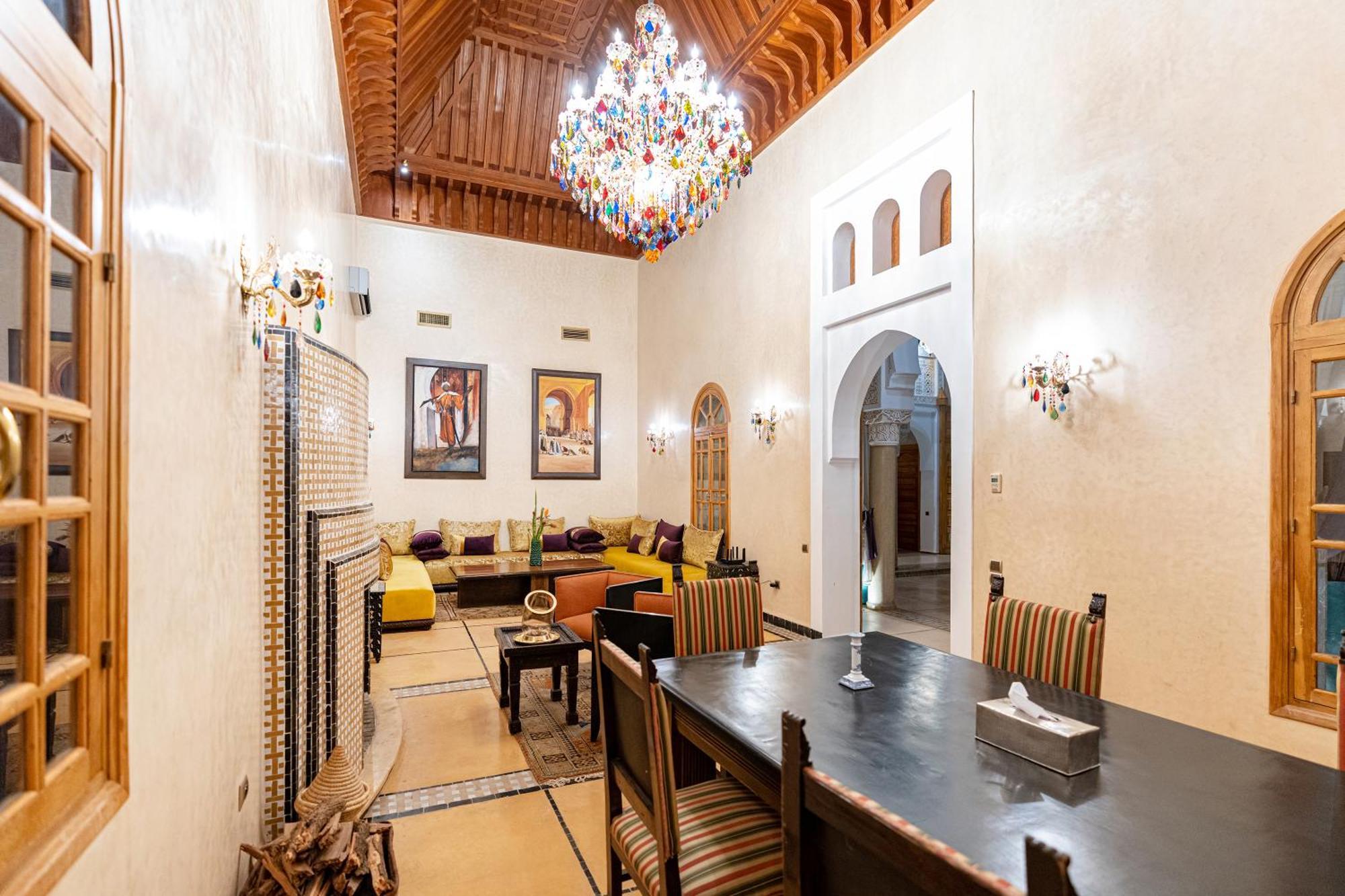 Palais Alcazar Hotel